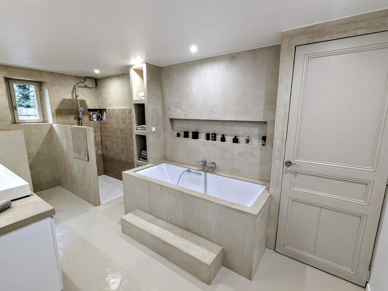 Villa Mallemort - 3 chambres - 214m²
