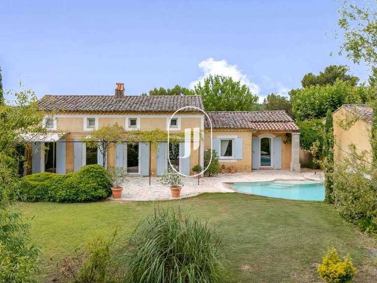 Villa Mallemort - 4 bedrooms - 150m²