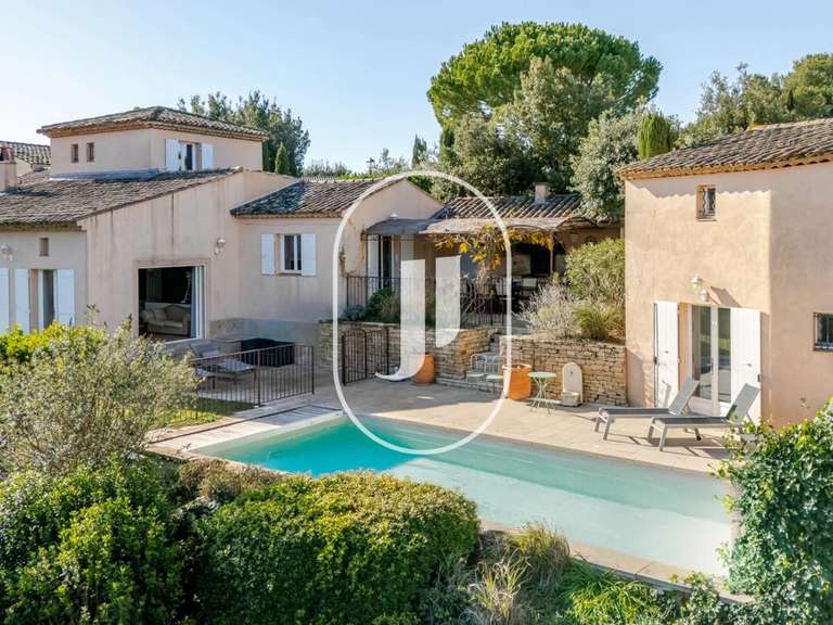 Villa Mallemort - 4 bedrooms - 180m²