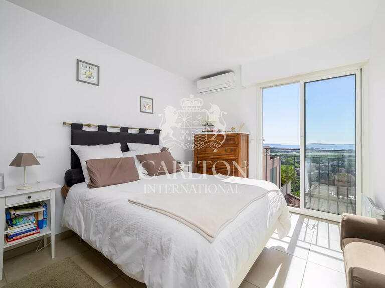 Appartement Mandelieu-la-Napoule - 2 chambres - 67m²