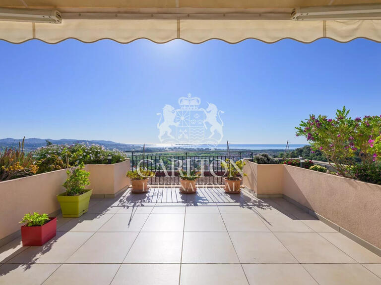 Appartement Mandelieu-la-Napoule - 2 chambres - 67m²