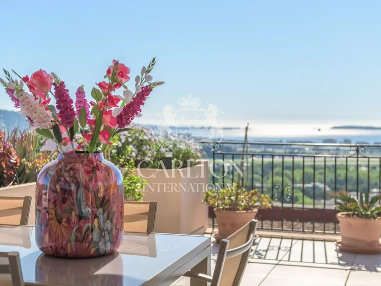 Appartement Mandelieu-la-Napoule - 2 chambres - 67m²