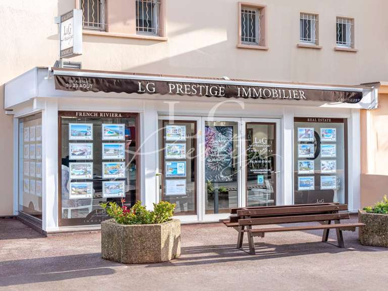 Appartement Mandelieu-la-Napoule - 2 chambres - 88m²