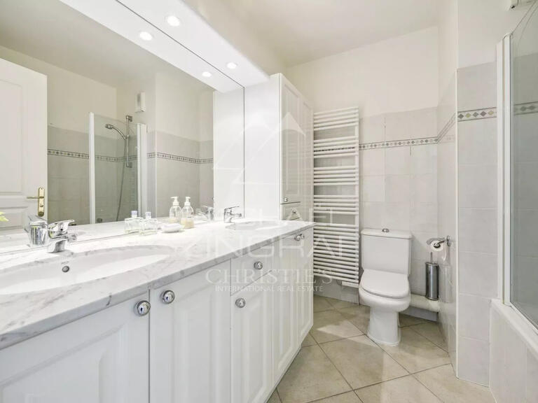 Appartement Mandelieu-la-Napoule - 2 chambres - 82m²