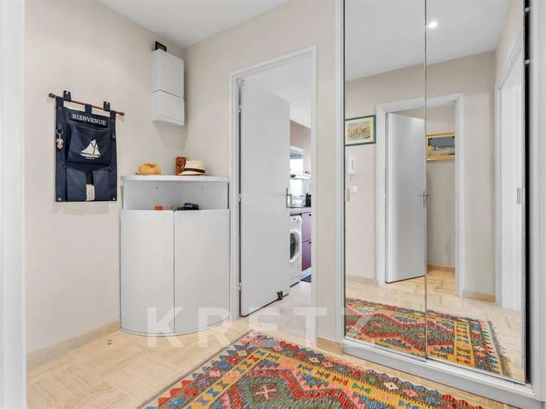 Appartement Mandelieu-la-Napoule - 2 chambres - 93m²