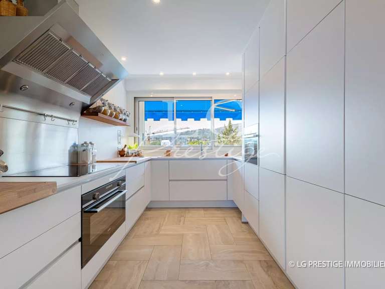 Appartement Mandelieu-la-Napoule - 3 chambres - 136m²