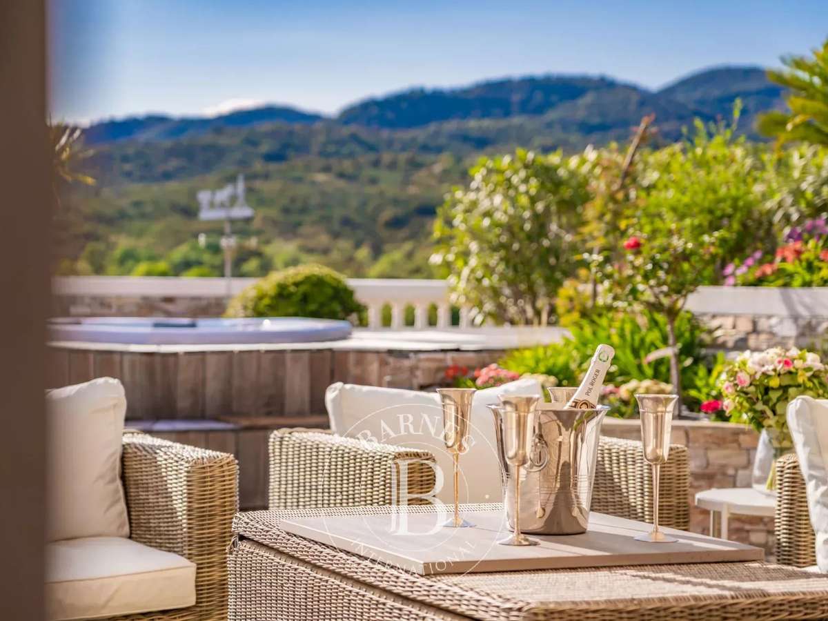 Apartment Mandelieu-la-Napoule