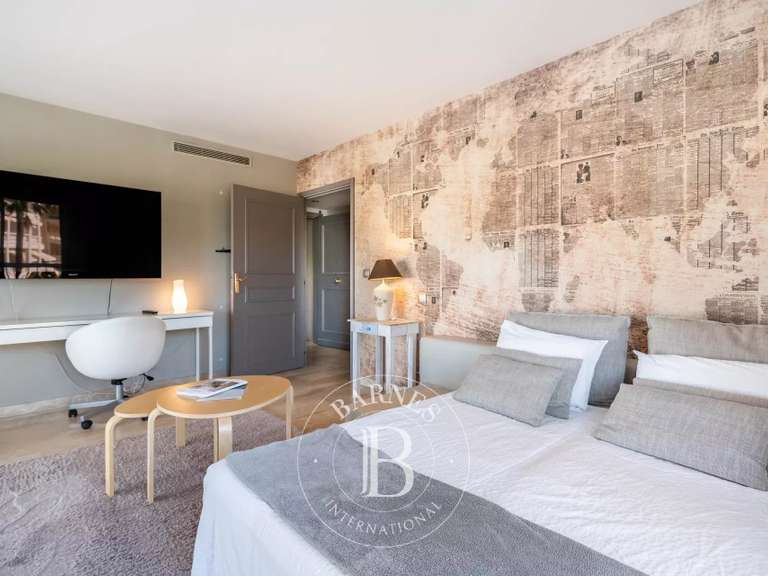 Appartement Mandelieu-la-Napoule - 3 chambres - 140m²
