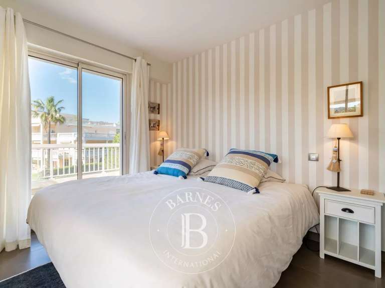 Appartement Mandelieu-la-Napoule - 3 chambres - 140m²