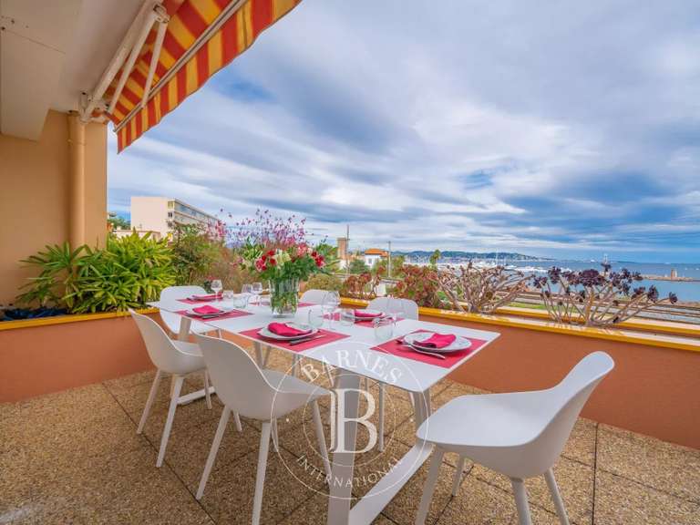 Appartement Mandelieu-la-Napoule - 2 chambres - 60m²