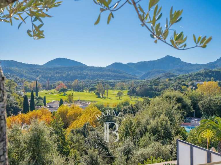 Appartement Mandelieu-la-Napoule - 3 chambres - 181m²