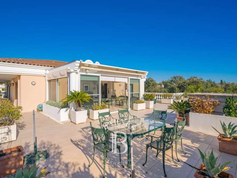 Appartement Mandelieu-la-Napoule - 3 chambres - 181m²