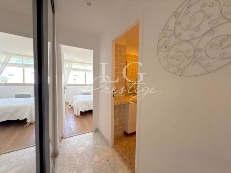 Appartement Mandelieu-la-Napoule - 2 chambres - 66m²