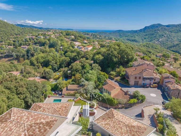 Appartement Mandelieu-la-Napoule - 3 chambres - 159m²