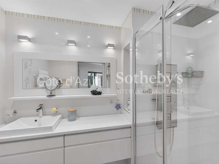 Appartement Mandelieu-la-Napoule - 2 chambres - 88m²
