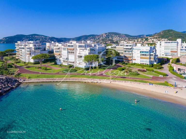 Appartement avec Vue sur mer Mandelieu-la-Napoule - 2 chambres - 93m²