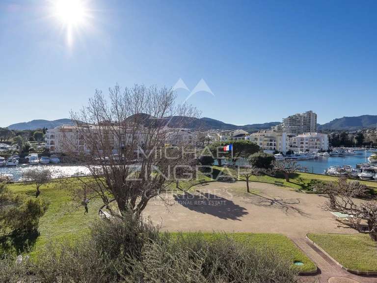 Appartement Mandelieu-la-Napoule - 3 chambres - 133m²