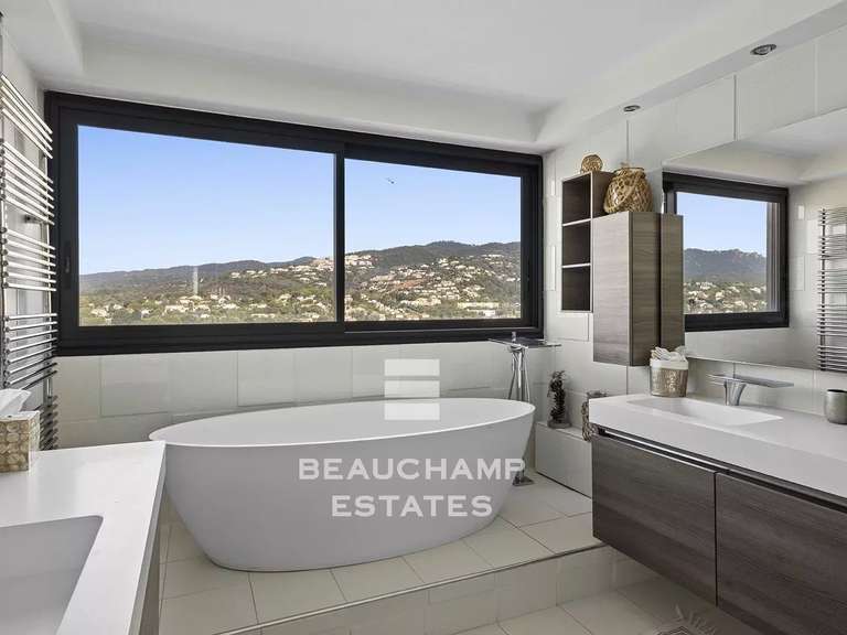 Appartement avec Vue sur mer Mandelieu-la-Napoule - 3 chambres - 200m²