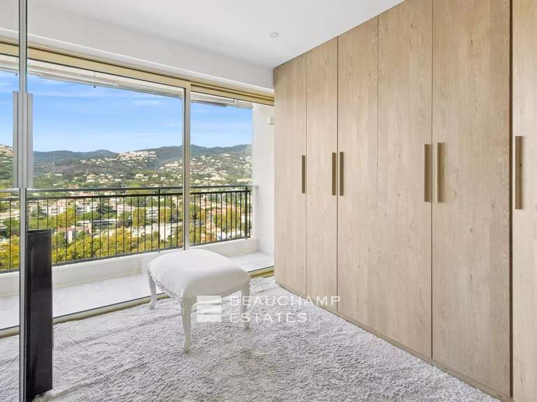 Appartement avec Vue sur mer Mandelieu-la-Napoule - 3 chambres - 174m²