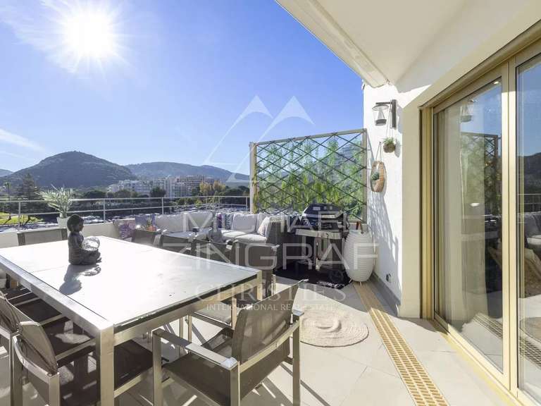 Apartment Mandelieu-la-Napoule - 3 bedrooms - 95m²