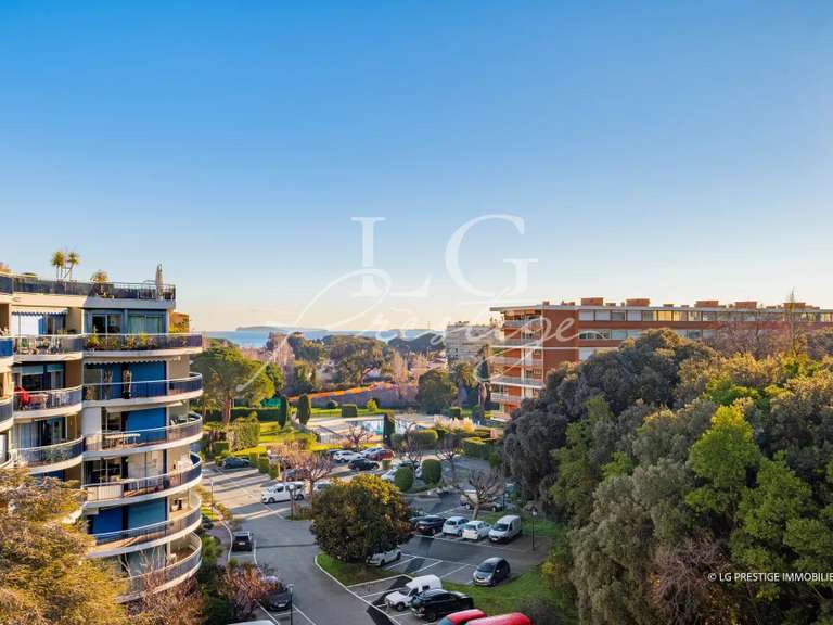 Apartment Mandelieu-la-Napoule - 3 bedrooms - 128m²