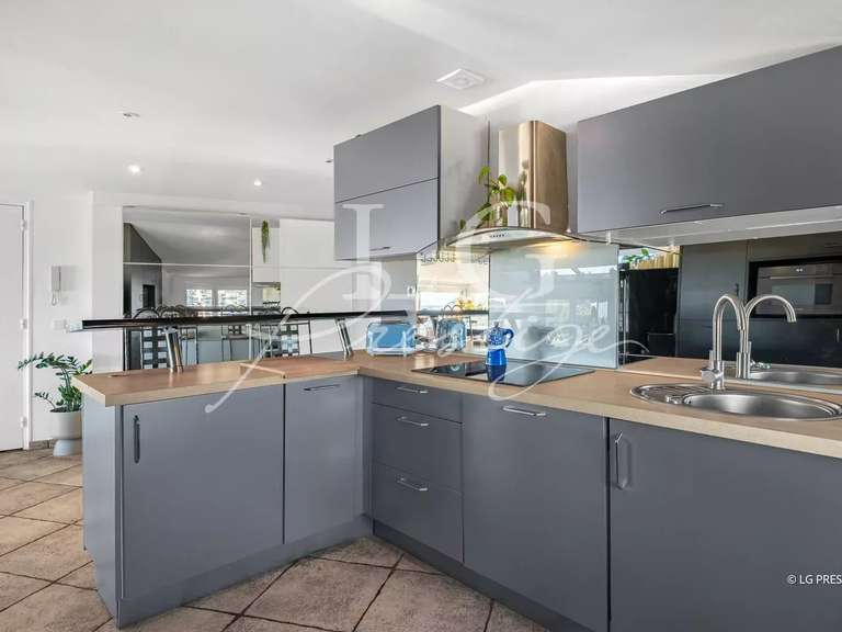 Appartement avec Vue sur mer Mandelieu-la-Napoule - 2 chambres - 72m²