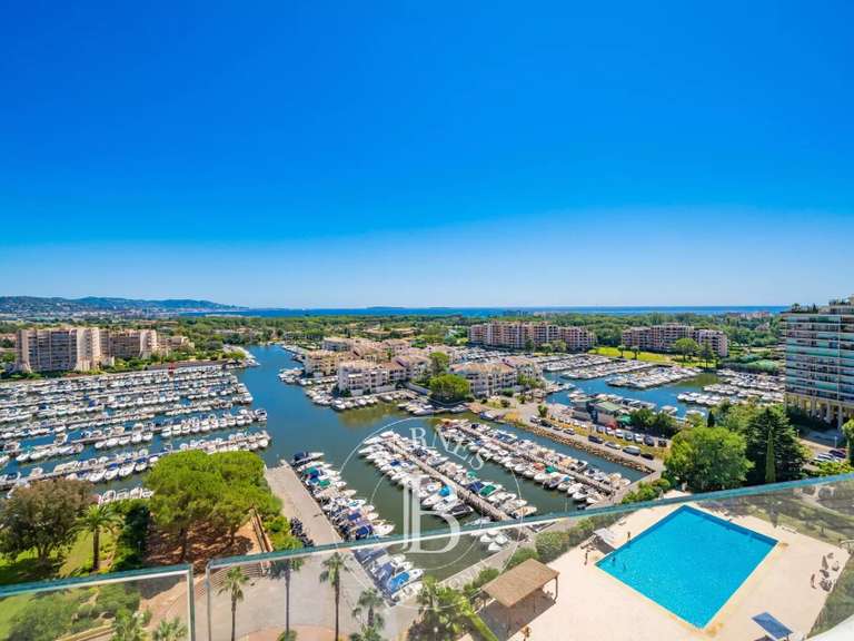 Apartment with Sea view Mandelieu-la-Napoule - 3 bedrooms - 393m²