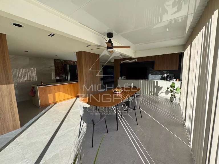 Apartment Mandelieu-la-Napoule - 3 bedrooms - 177m²