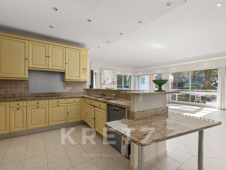 Appartement Mandelieu-la-Napoule - 4 chambres - 170m²