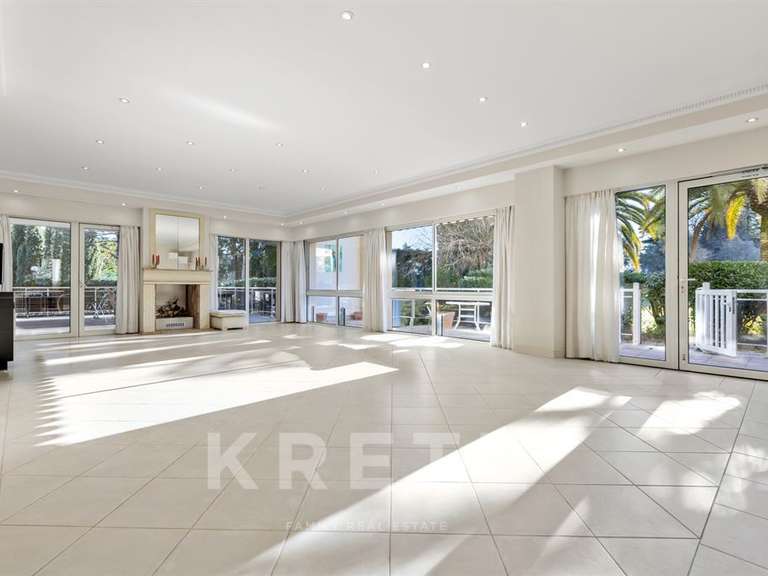 Appartement Mandelieu-la-Napoule - 4 chambres - 170m²