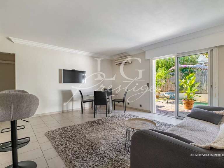 Appartement Mandelieu-la-Napoule - 2 chambres - 69m²