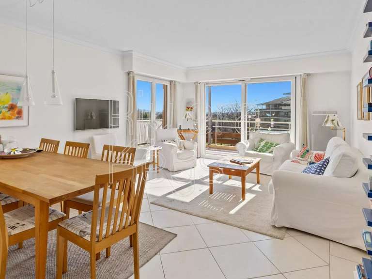 Appartement Mandelieu-la-Napoule - 2 chambres - 67m²