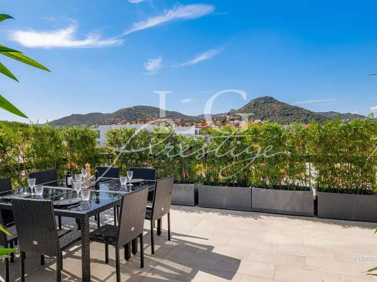 Appartement avec Vue sur mer Mandelieu-la-Napoule - 3 chambres - 77m²