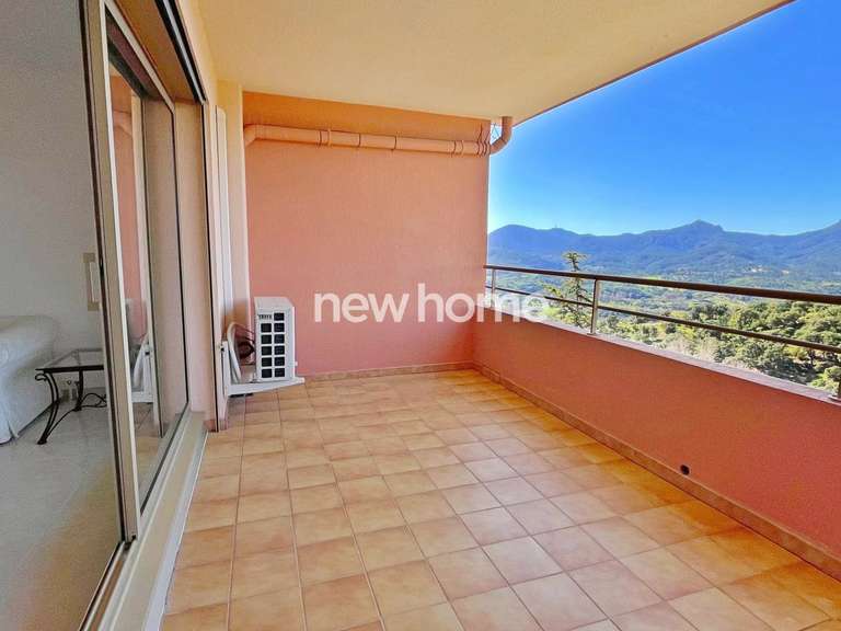 Appartement Mandelieu-la-Napoule - 2 chambres - 75m²