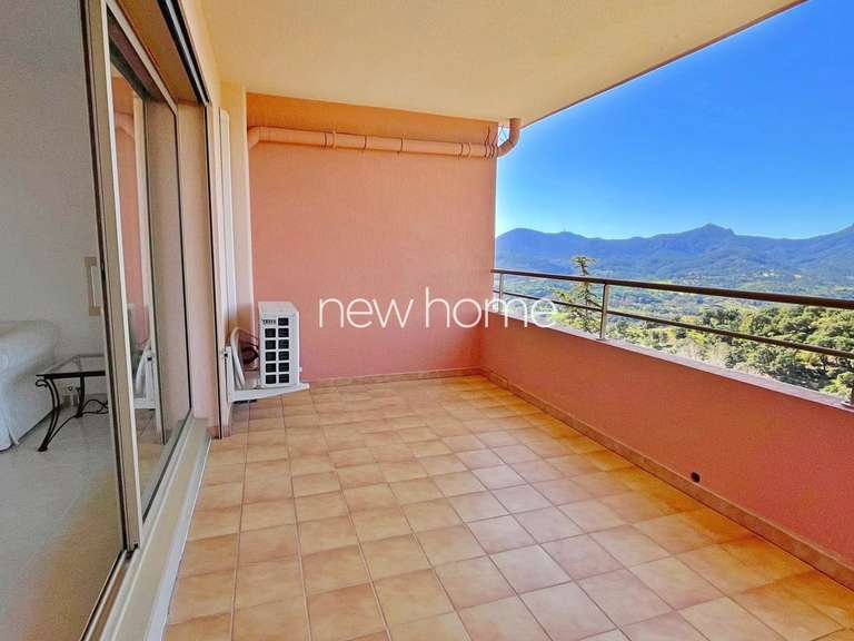 Appartement Mandelieu-la-Napoule - 2 chambres - 75m²