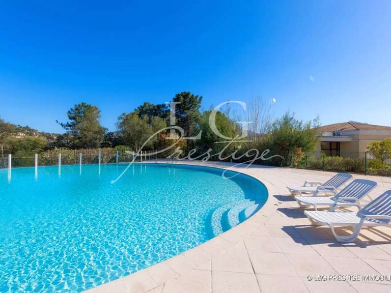 Apartment Mandelieu-la-Napoule - 2 bedrooms - 72m²