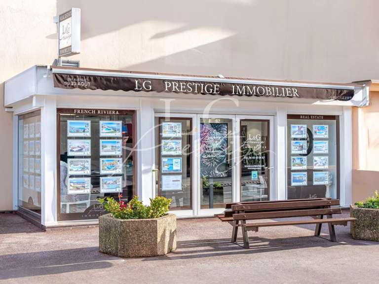 Appartement Mandelieu-la-Napoule - 2 chambres - 72m²