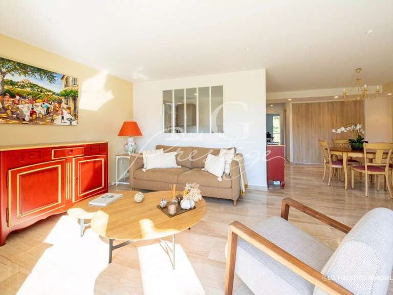 Appartement Mandelieu-la-Napoule - 2 chambres - 72m²