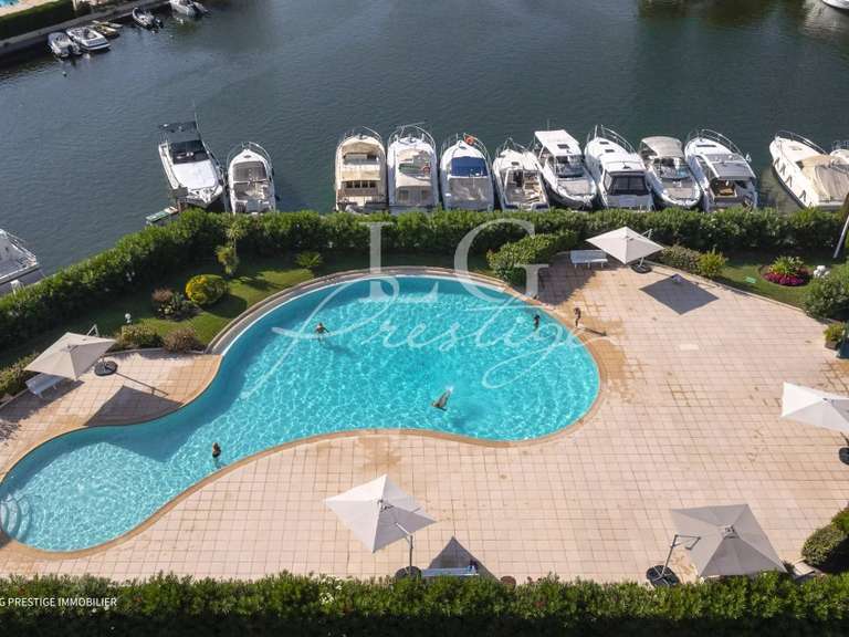 Appartement Mandelieu-la-Napoule - 2 chambres - 81m²