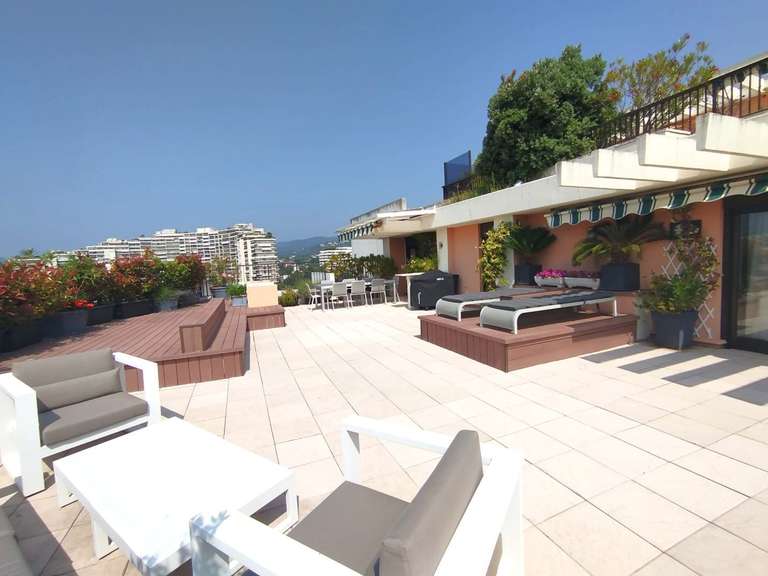 Apartment with Sea view Mandelieu-la-Napoule - 132m²
