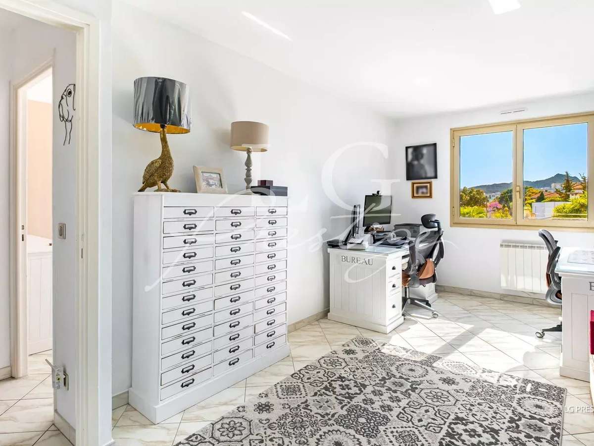 Apartment Mandelieu-la-Napoule