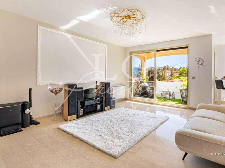 Apartment Mandelieu-la-Napoule - 3 bedrooms - 124m²
