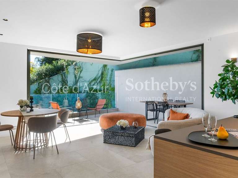 Apartment Mandelieu-la-Napoule - 2 bedrooms - 140m²