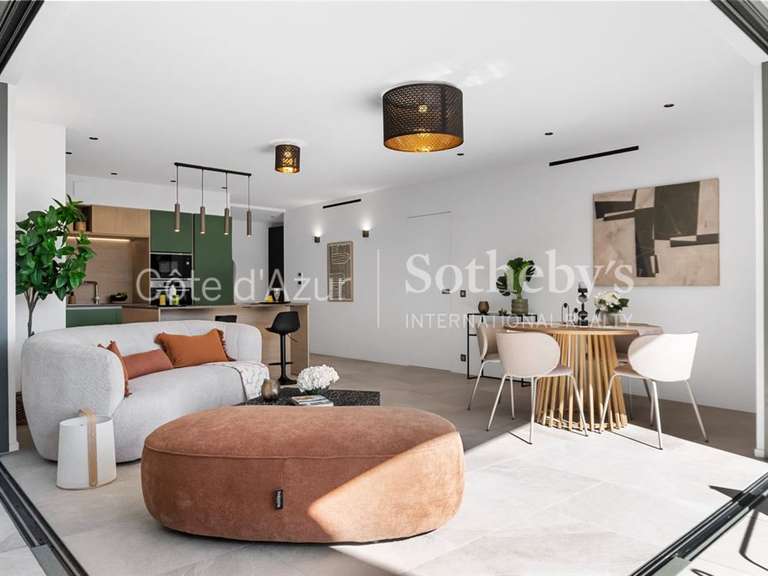 Apartment Mandelieu-la-Napoule - 2 bedrooms - 140m²