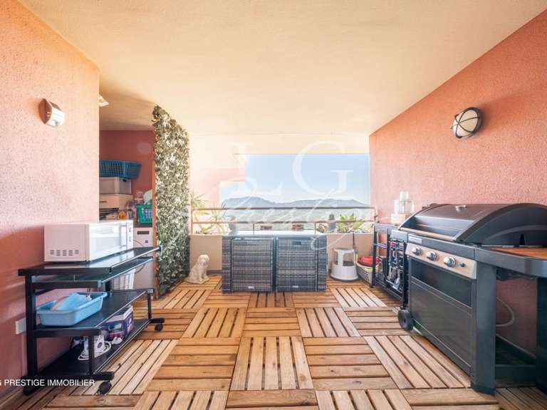 Appartement avec Vue sur mer Mandelieu-la-Napoule - 3 chambres - 125m²