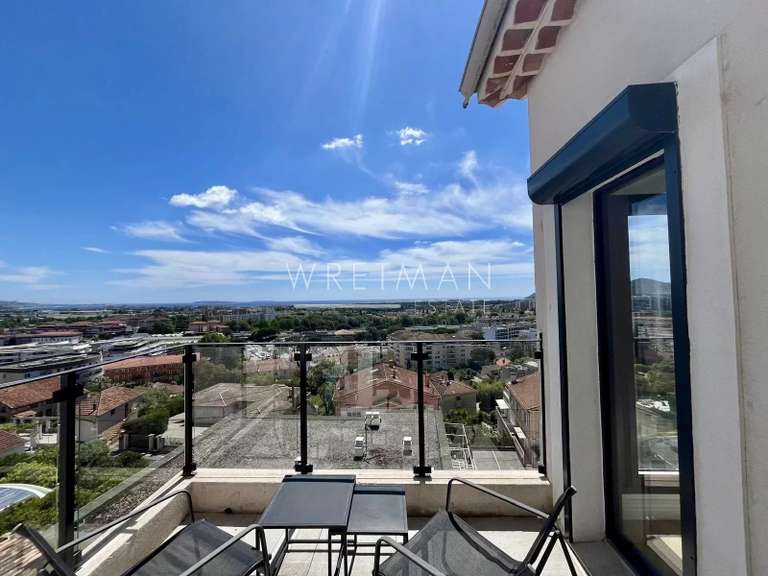 Appartement avec Vue sur mer Mandelieu-la-Napoule - 3 chambres - 88m²