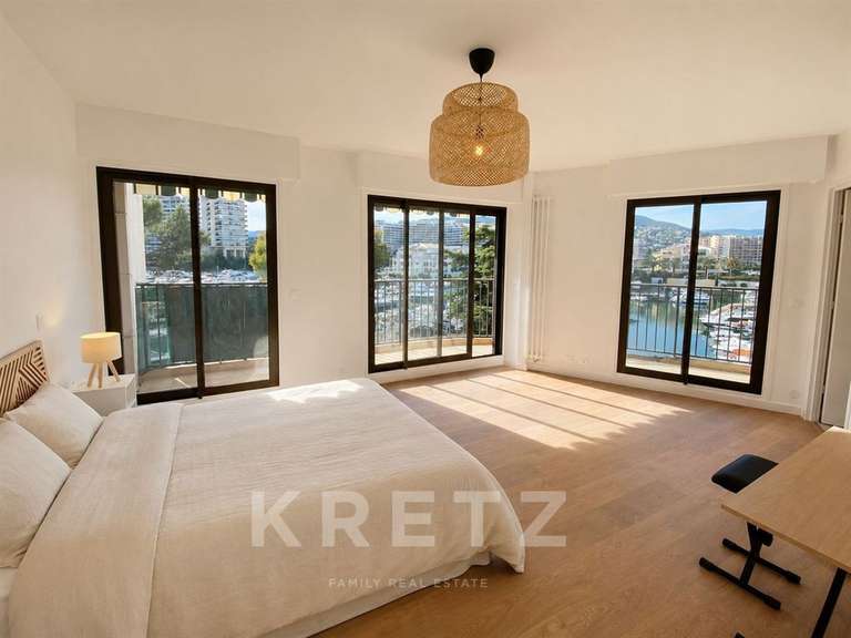 Appartement Mandelieu-la-Napoule - 3 chambres - 129m²
