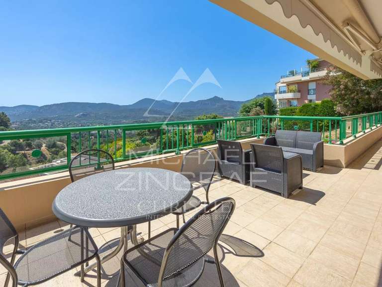 Appartement Mandelieu-la-Napoule - 3 chambres - 155m²