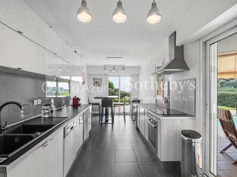 Appartement avec Vue sur mer Mandelieu-la-Napoule - 5 chambres - 170m²