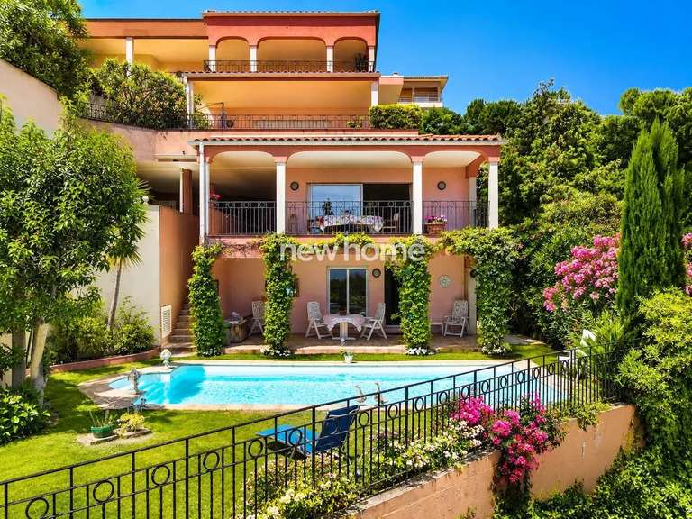 Appartement Mandelieu-la-Napoule - 3 chambres - 144m²